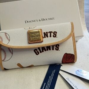 Dooney & Bourke White San Francisco Giants Wallet with Tan Trim, NWT & Box